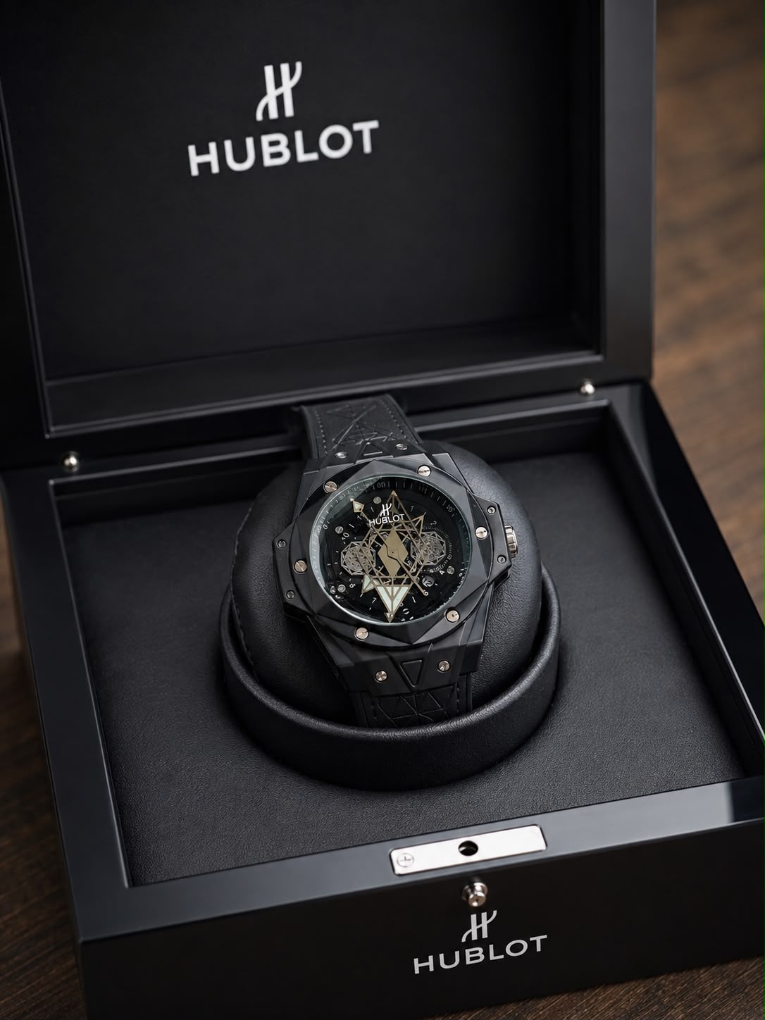 Hublot Case Shape: Unique Generic