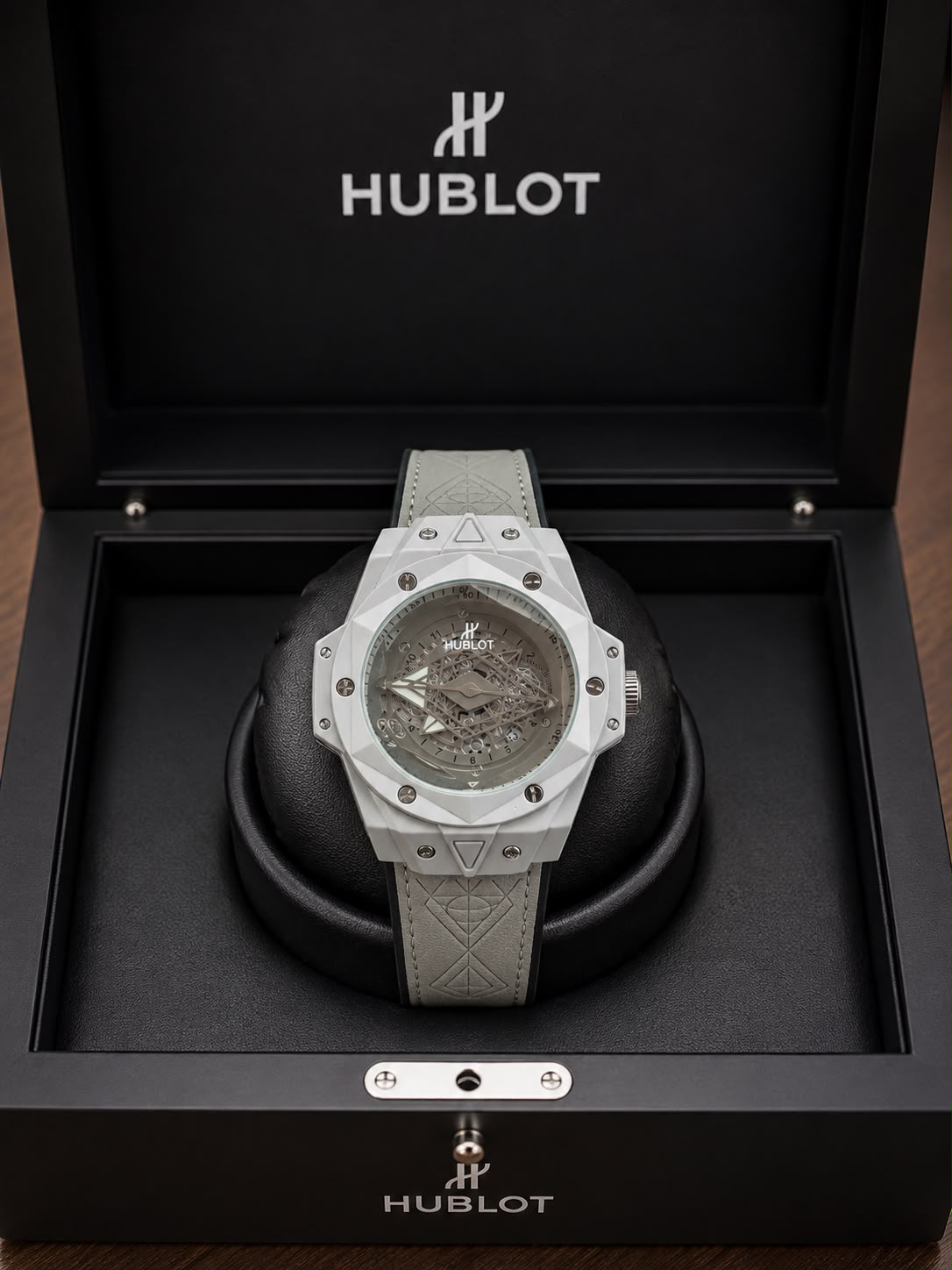 Hublot Case Shape: Unique Generic